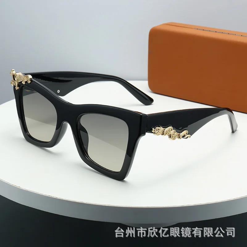 

Luxury Brand Oversize Square Casual Leisure Style Vintage Sunshade UV400 Sun Glasses Men High Quality Eyewears Other серый