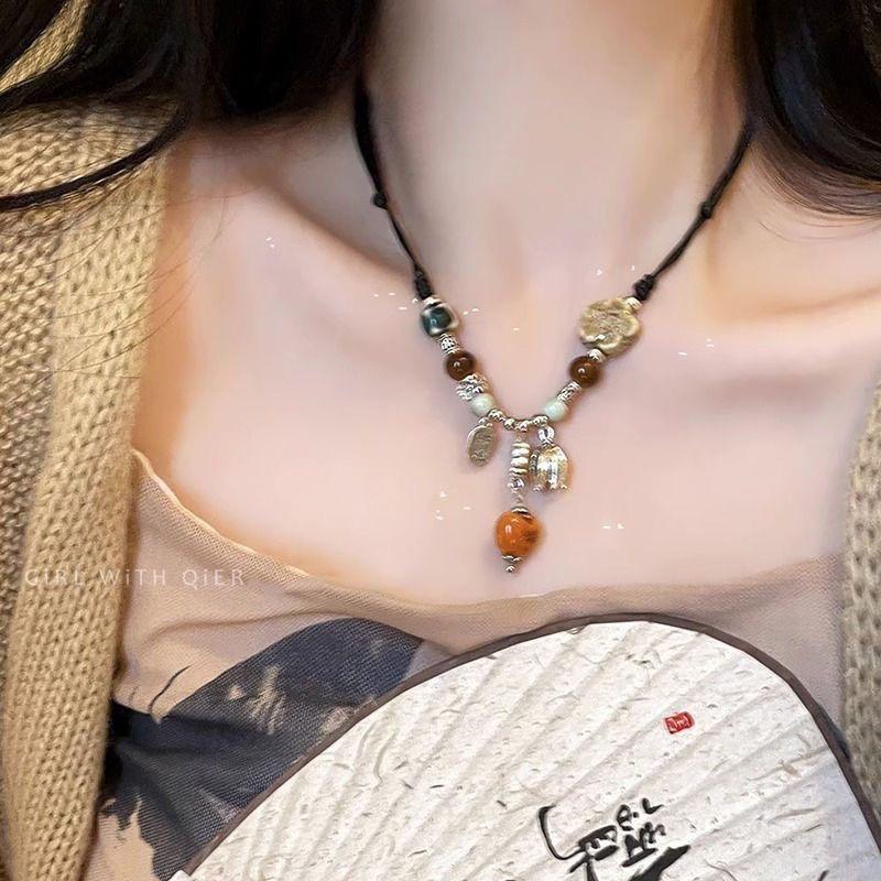 New Chinese handmade braided rope ceramic beaded necklace women's autumn and winter new fashion long sweater sweater chain