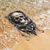 Dunkles, gothic-stilmäßig verziertes Totenkopf-Strandtuch aus Polyester-Mikrofaser ist sehr saugfähig und eignet sich für Schwimm- und Strandausflüge.