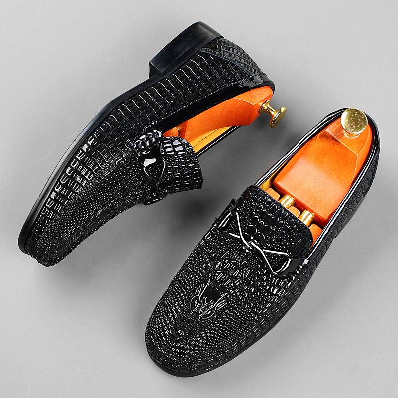 Fashion Male Comfy Walking Shoe Genuine Leather Slip on Mens Loafers New Trend Casual Shoes Moccasins Hot Sale Man Driving Shoes