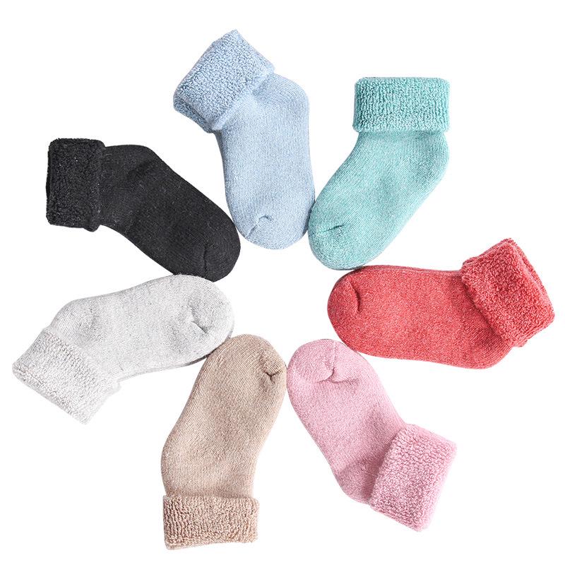 Thickened Terry Wool Socks for Boys and Girls: Warm, Loose-Mouth Design for Autumn and Winter.