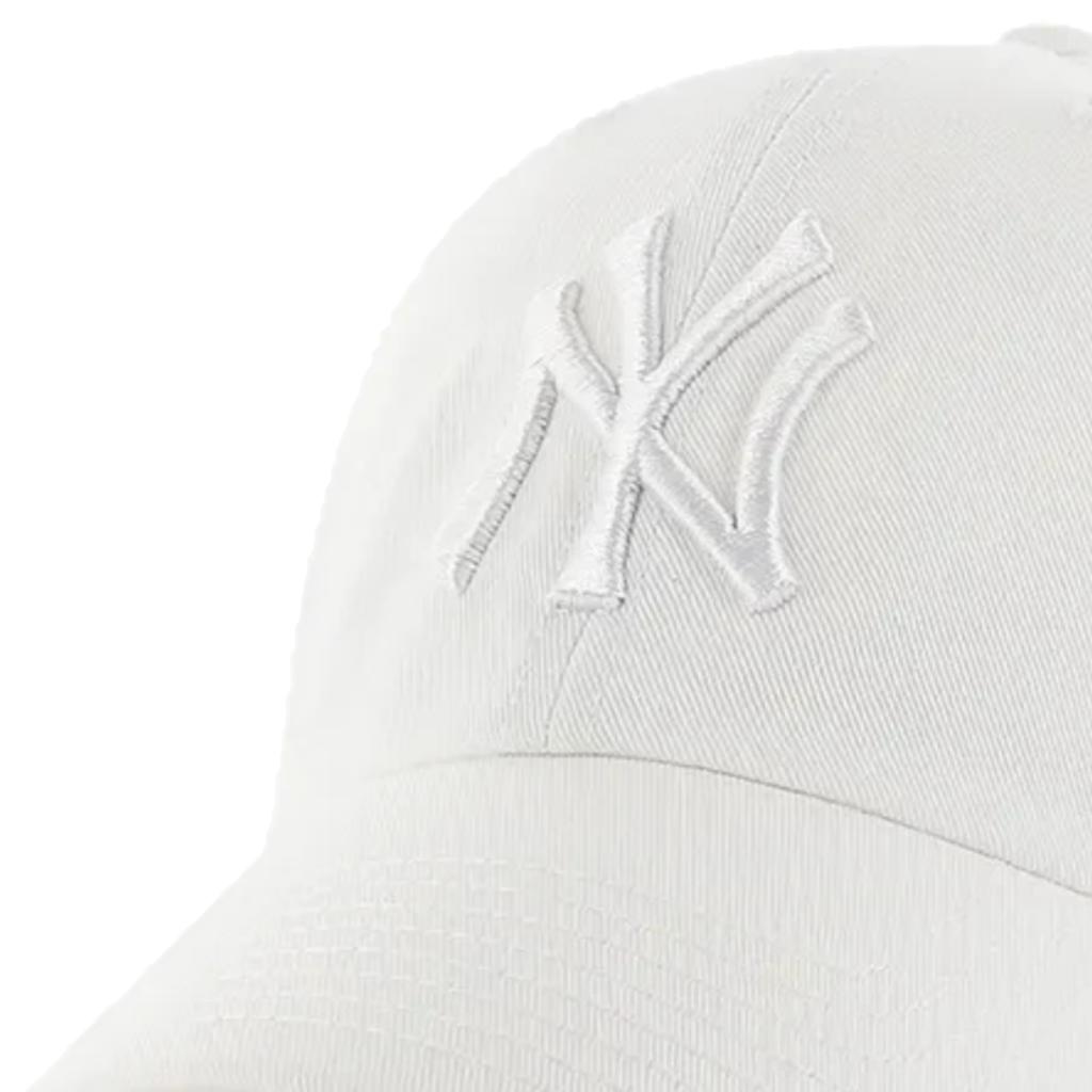 47 BRAND Kšiltovka New York Yankees MLB Clean Up, Pánská bílá kšiltovka