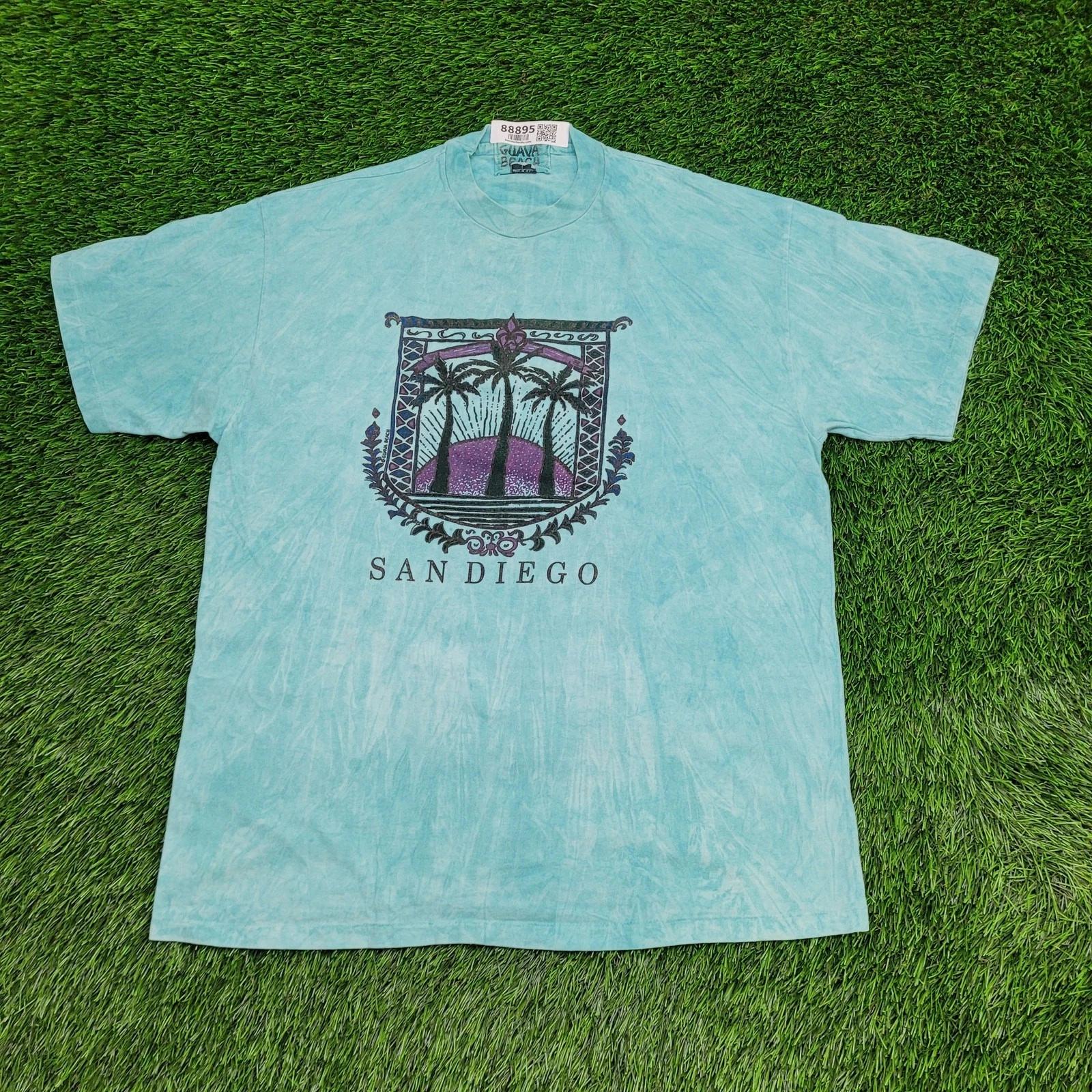 

Vintage 90s San Diego Palm Tree Crest T-Shirt Mens L Boxy Fit Made In USA M