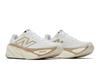 New Balance Fresh Foam X More v5 Weiß Meersalz Hellgold Metallic (W.