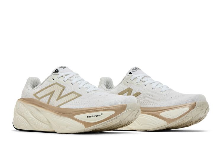 New Balance Fresh Foam X More v5 Weiß Meersalz Hellgold Metallic (W.
