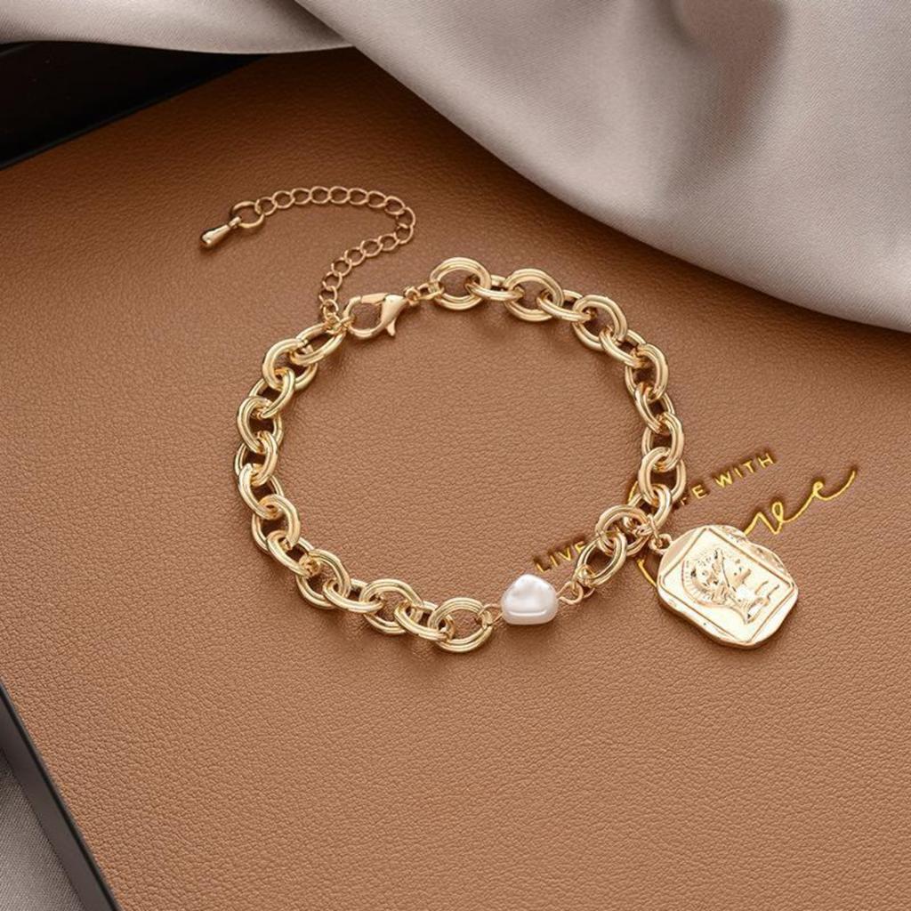 Women's Bracelet with Design for Everyday Wear