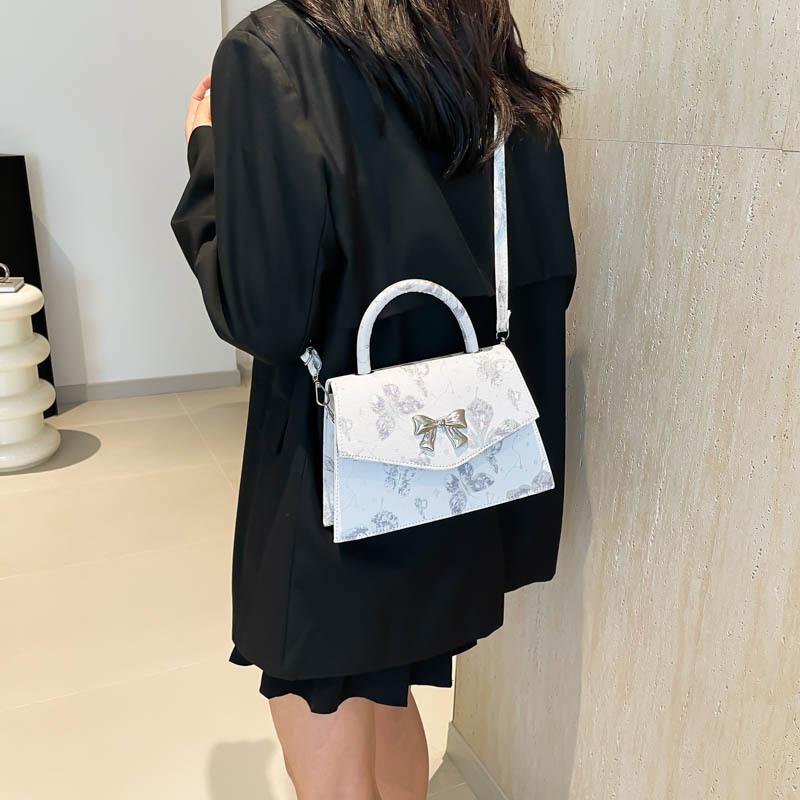 Simple Large-capacity Small Square Bag Women's Simple Fashion Bag Women's 2025 Summer Fashion Casual Retro Tote Bag