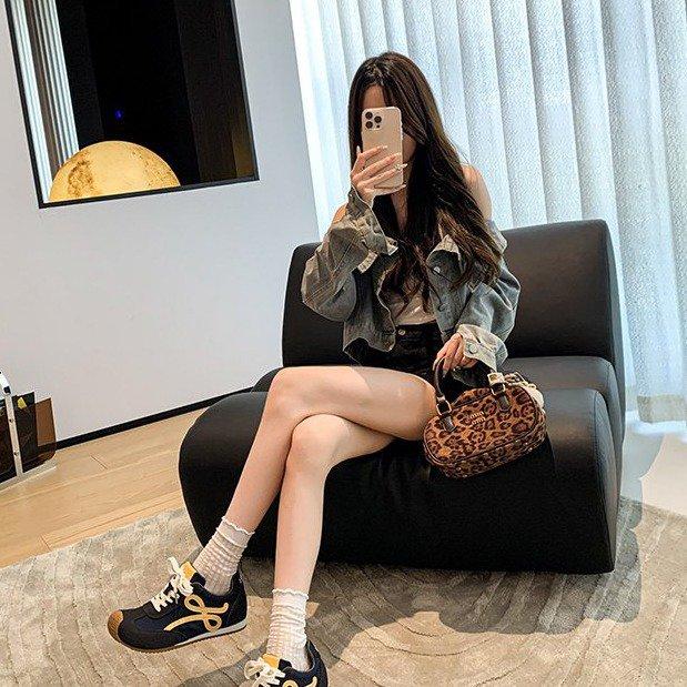 In the autumn of 2025, the new inner height-increasing German training shoes women's color matching lace-up Forrest Gump shoes flat-bottomed versatil