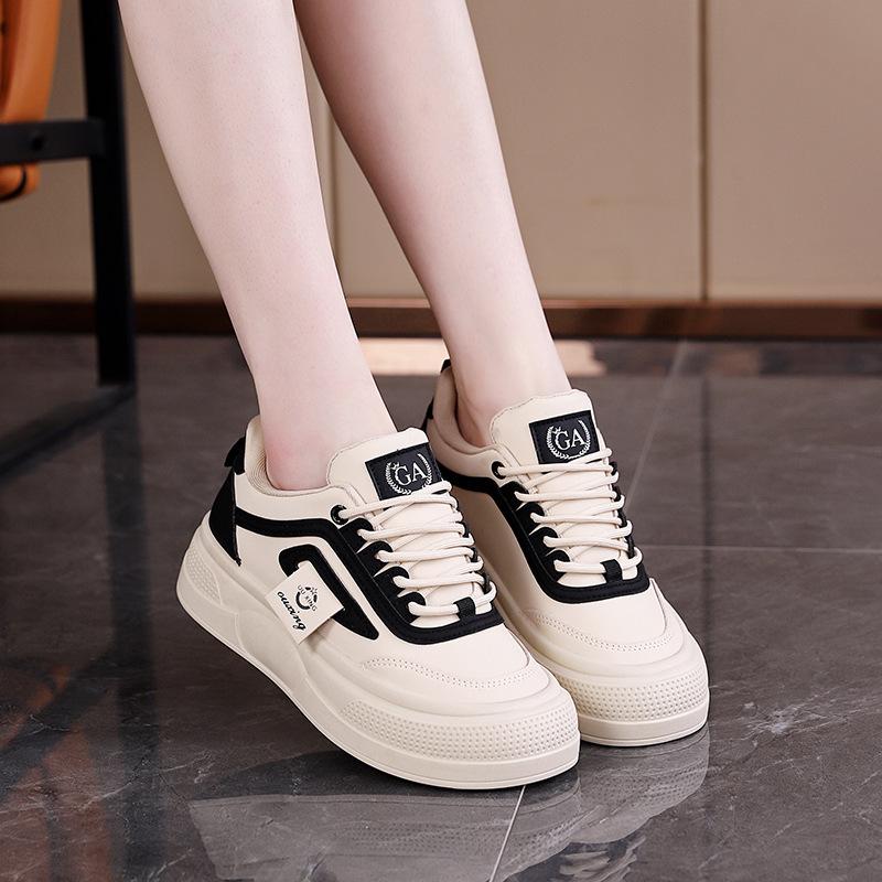 2025 spring little white shoes new Korean version ins female students height increase platform sports board shoes casual shoes female Q2006