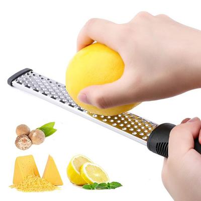 Grattugia per formaggio, in acciaio inox, per parmigiano, zenzero, aglio, noce moscata, agrumi, cioccolato, manico ergonomico, cipolla, frutta, tagliente, trituratore
