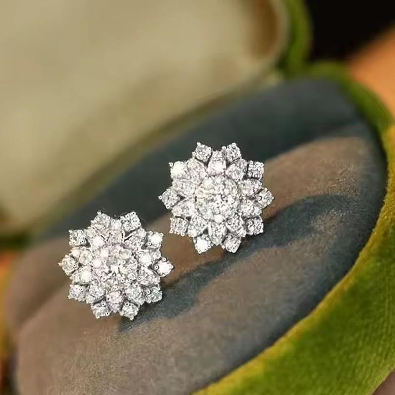 Dazzling Flower Shaped Stud Earrings Full with CZ for Women Daily Wear Temperament Accessories Fancy Gift Fashion Jewelry