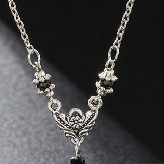 Halskette mit Vintage-Anhänger, exquisite gotische Halloween-Fledermaus-Halskette
