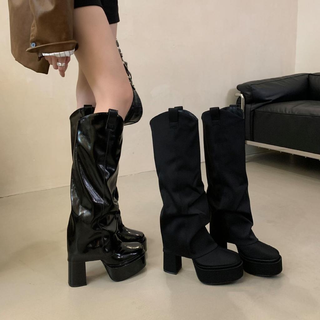 Boots 2025 autumn and winter new thick heel piled boots v-mouth western boots women's retro outer soft-soled trousers boots