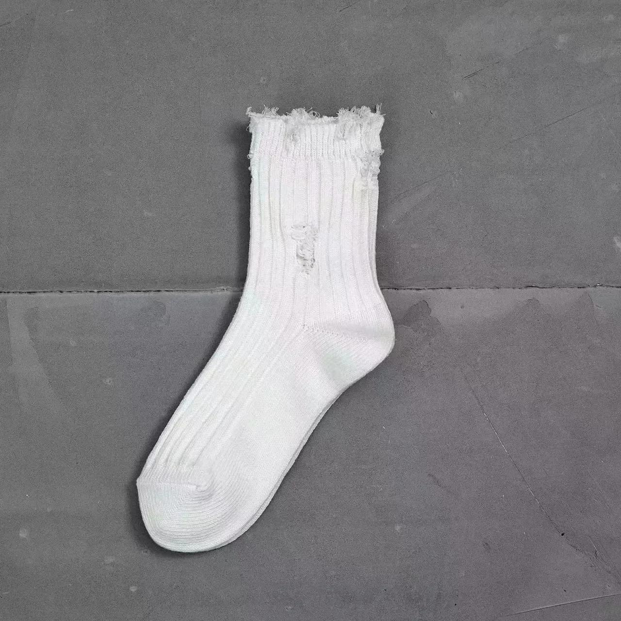 

Модные носки Harajuku Street, носки Broken Hole Beggar Medium Tube, осенне-зимние хлопковые ворсовые носки, хип-хоп, скейтборд, хлопковые носки 34-39 EUR