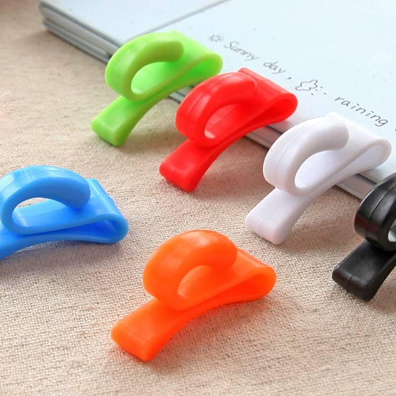 Plastic Colorful Portable Key Holder Hook For Handbag Storage And Antiloss Security