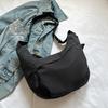 Niche simple canvas bag new nylon dumpling bag women's tide with one shoulder messenger bag light armpit bag