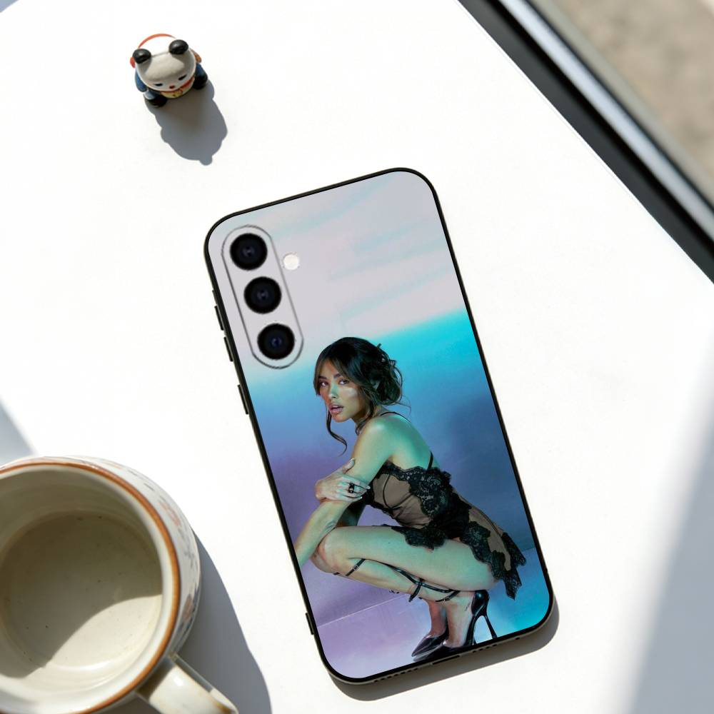 Madison Beer Singer Phone Case For Samsung Galaxy A73,A72,A71,A70,A53,A52,A51,Soft Black Cover
