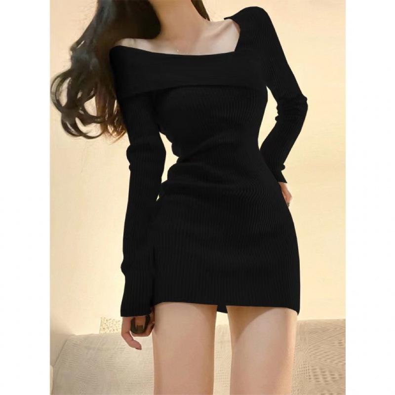Z Pure Desire Asymmetrical Knitted Long Sleeve Dress - Slim Waist, Short Skirt Design for Autumn & Winter