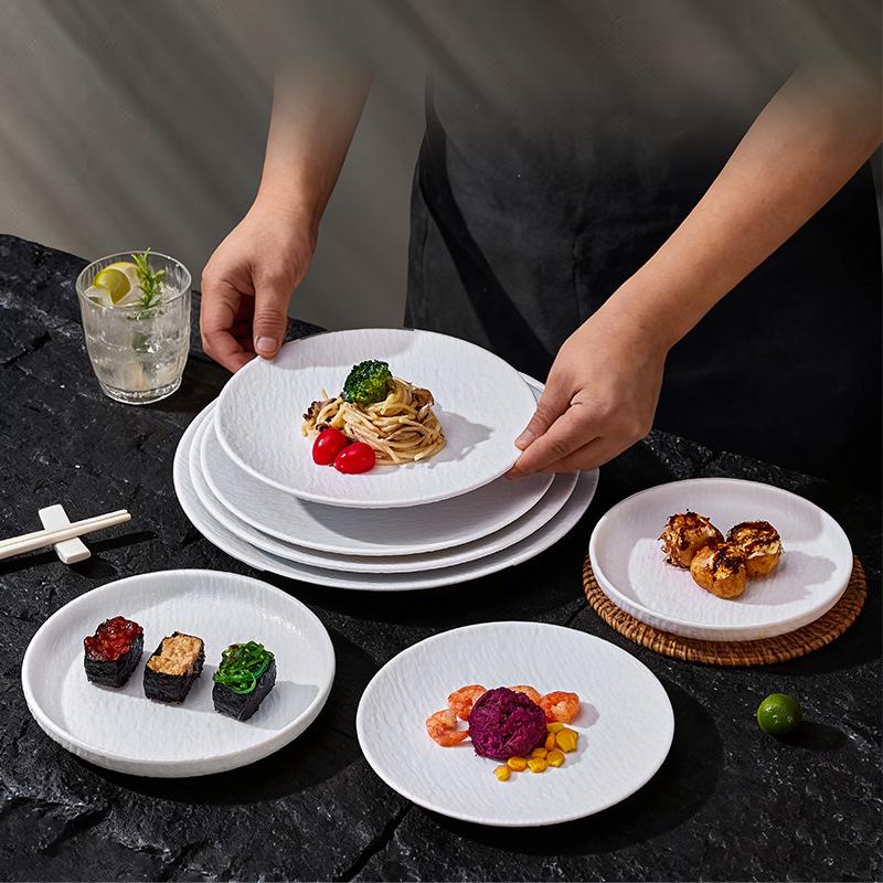 Assiette Plate Blanche Imitation Porcelaine en Mélamine - Ronde Buffet, Fondue, Dessert, Steak, Vaisselle d'Hôtel Commerciale.