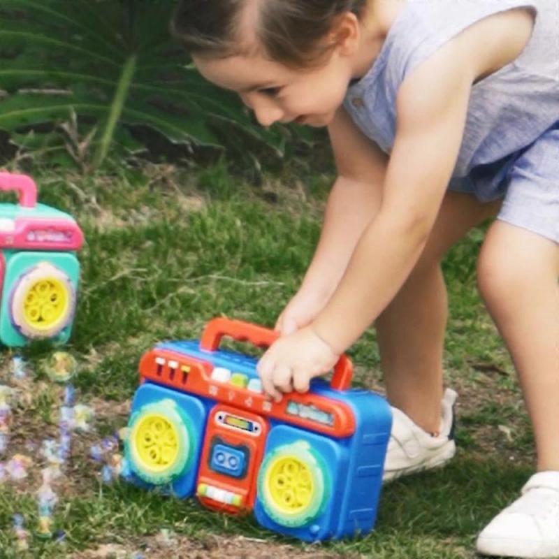 Seifenblasenmaschine mit Licht & Musik im Vintage-Kassettenrecorder-Design