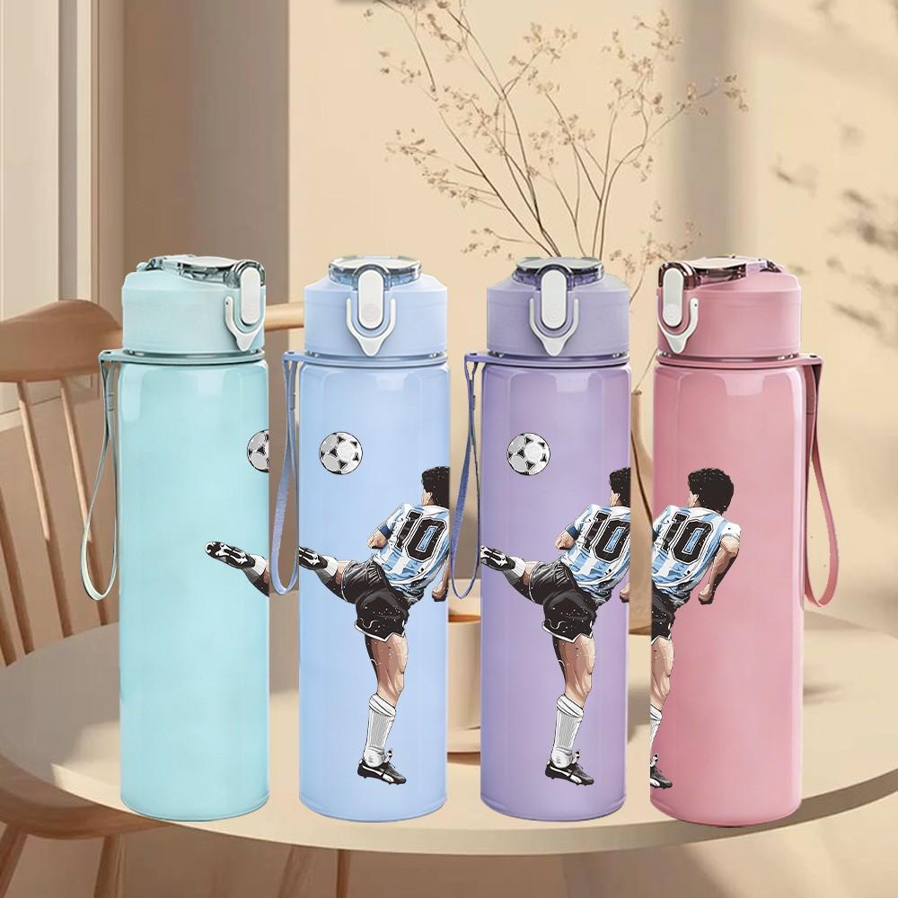 1PC Soccer Player Kicking Ball 750ml Color Plastic Sports Water Bottle Leakproof Flip Straw Lid Suitable for Sports Office Home Use