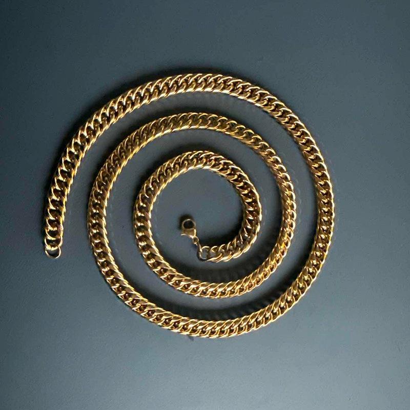 Elegant Women's T-Shaped Titanium Steel Necklace - Light Luxury Style Clavicle Jewelry