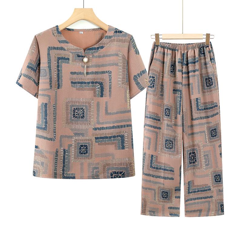 

Mom s Summer 2026 Short-Sleeve Suit: Stylish Loose Two-Piece Set for Middle-Aged & Elderly Women, Grandma Style 4XL (recommended 130-145 jin)