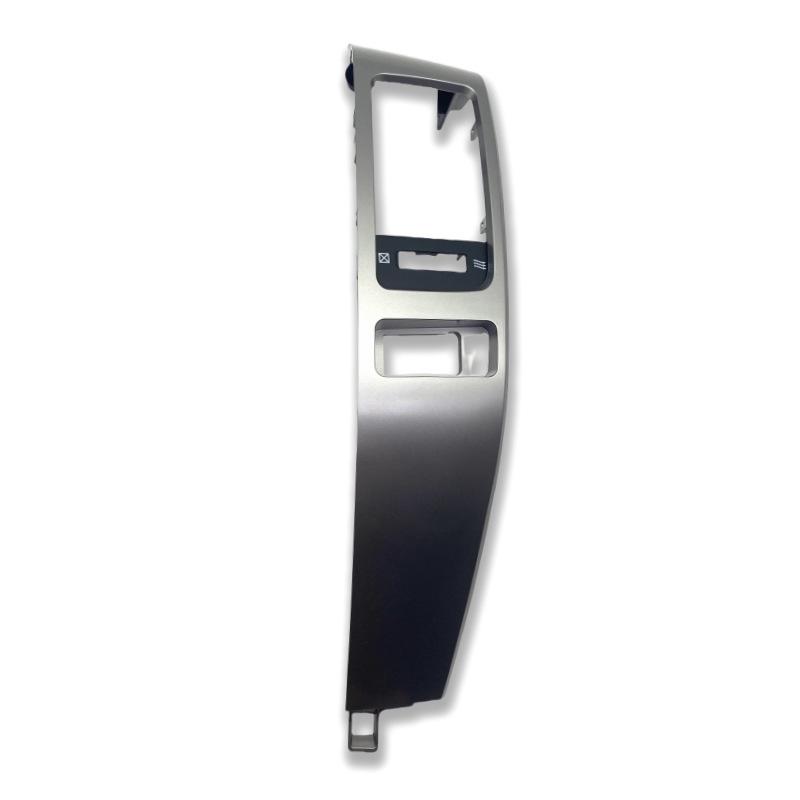 Панель отделки дефлектора обдува на приборной панели Toyota Prado 2700 LC120