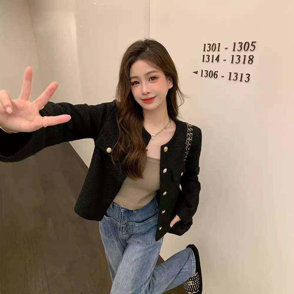 Xiaoxiangfeng Thickened Coat Women's Clothing Winter 2024 New French Short Fried Street Temperament Casual Versatile Top Women