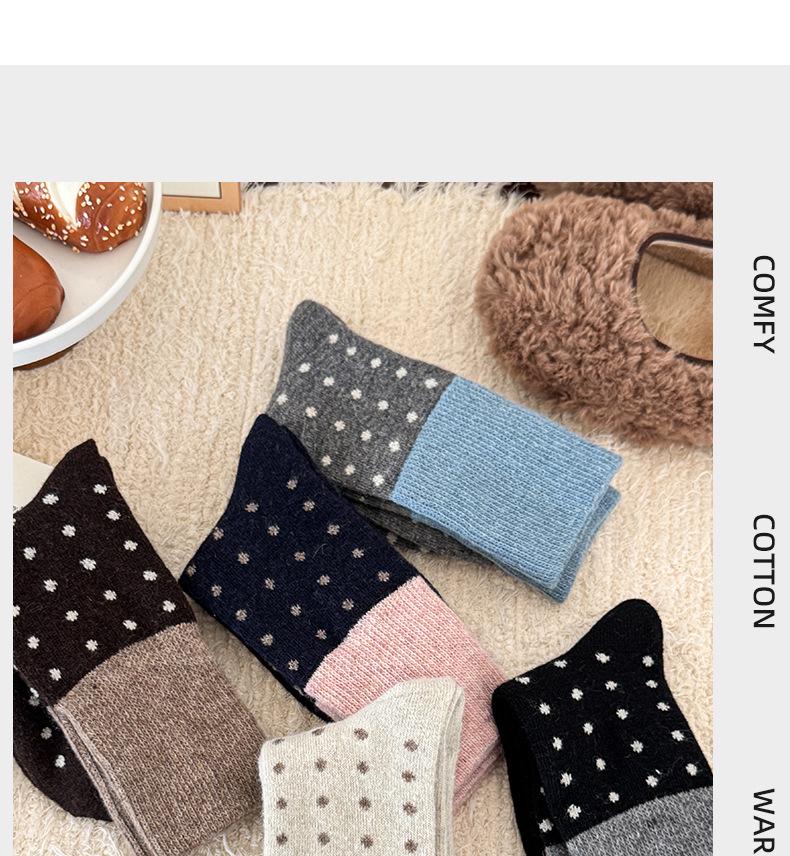Women's Retro Polka Dot Mid-Calf Cashmere Socks - Warm & Thickened for Autumn/Winter