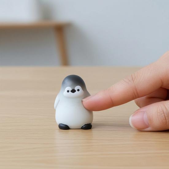 2 Pcs Miniature Penguin Figurines, Cute Tiny Resin Penguin Figures, Mini Arctic Animals Cake Topper for Fairy Garden, Micro Landscape, DIY Crafts