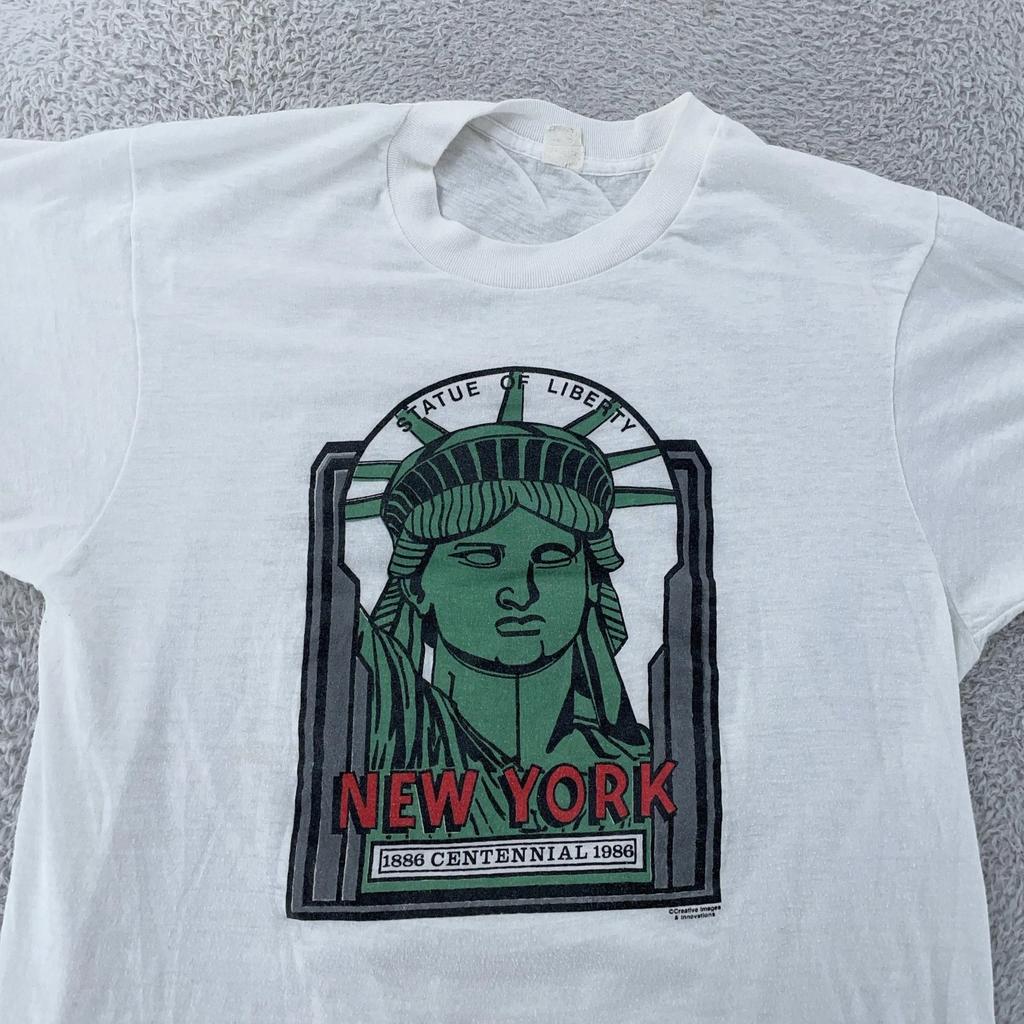 Vintage 1986 Statue of Liberty New York City T-Shirt XS/Small Single Stitch 80s