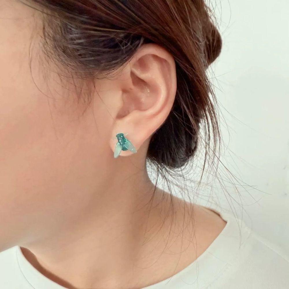 Creative Mini Fly Earrings Prank Insects Small Earrings Cute Flies Studs Earrings  Party Jewelry