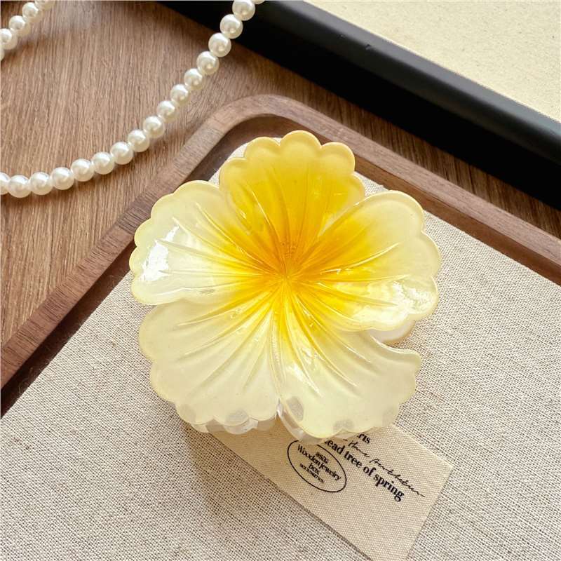 8CM Hair Claws Headwear Accessories Gradient Flower Acrylic Hair Clip Women Large Sweet Hair Claws Crab Clamp Barrettes Hawaiian