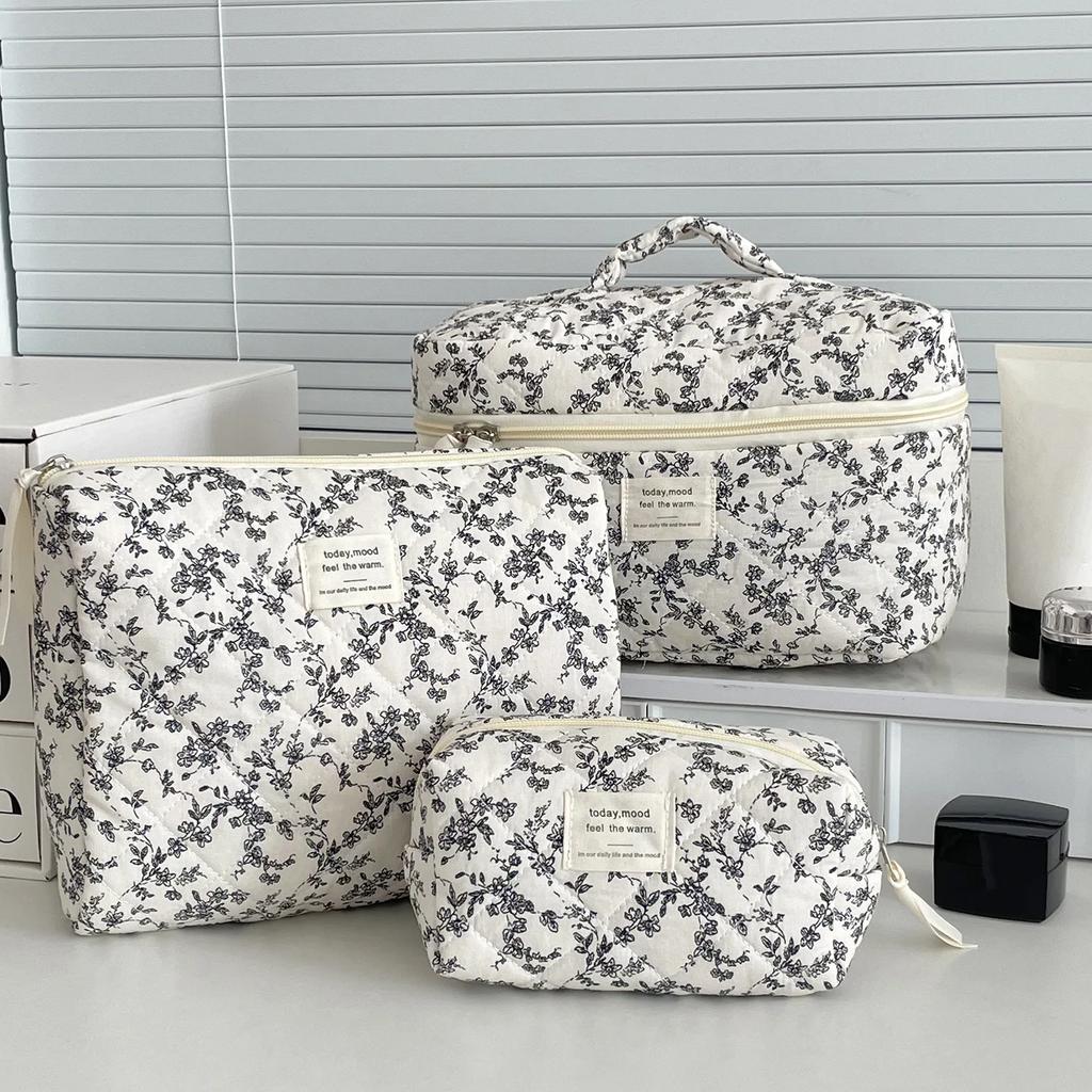 2025 New 3 Bags Set Women Makeup Bag Large Capacity Cosmetic Toiletry Storage Pouch Handbag Make Up Square Zipper Quilting Bag
