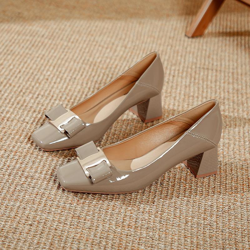 White High Heels Thick Heel Not Tired Feet 2025 New Versatile Women's Shoes Shallow Mouth Square Head Shoes Patent Leather Middle Heel Single Shoes