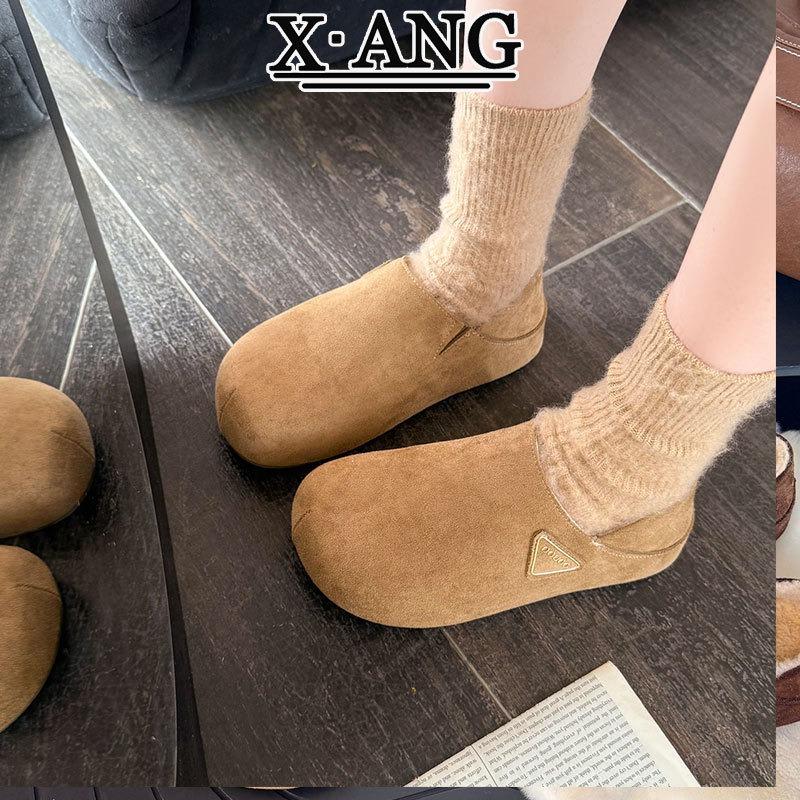 

Cowhide version all-inclusive women s winter velvet thickened warm snow cotton shoes one pedal lamb wool shoes 40
