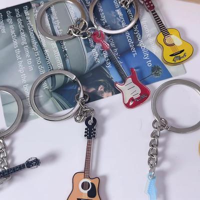 Kreativní Mini Kytarový Přívěsek na Klíče Přívěsek Ozdoba na Kabelku Doplňky Hudební Festival Suvenýr Dárek