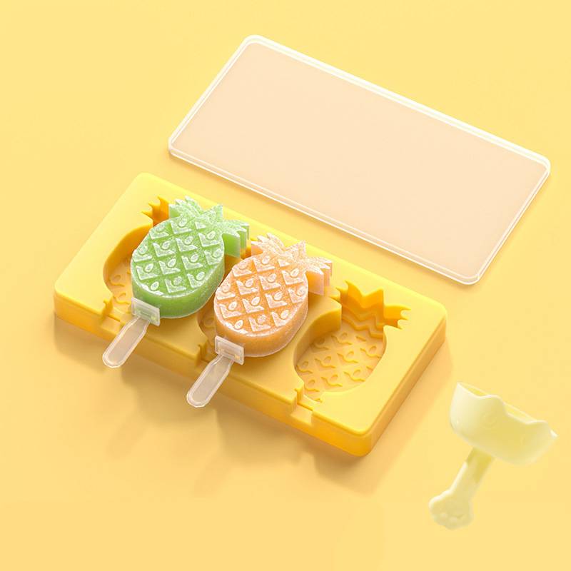 Food Grade Silicone Ice Cream Mould Heart-Shaped Snowman Christmas Tree Popsicles Mold Reusable Kids Homemade Frozen Popsicle