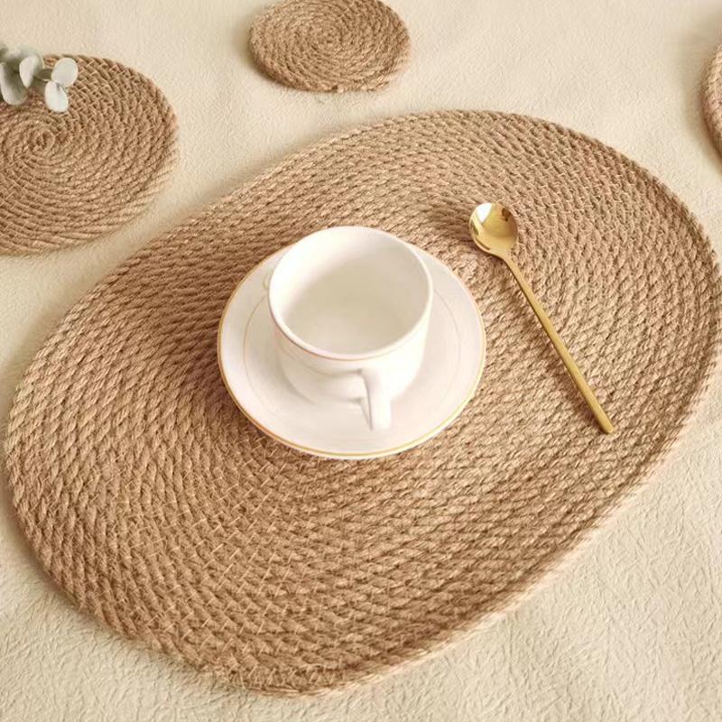 1PC Grass Woven Coaster Circular Placemat Hand Woven Insulation Pad Elliptical Cotton and Hemp Bowl Mat Pot Mat Simple Natural