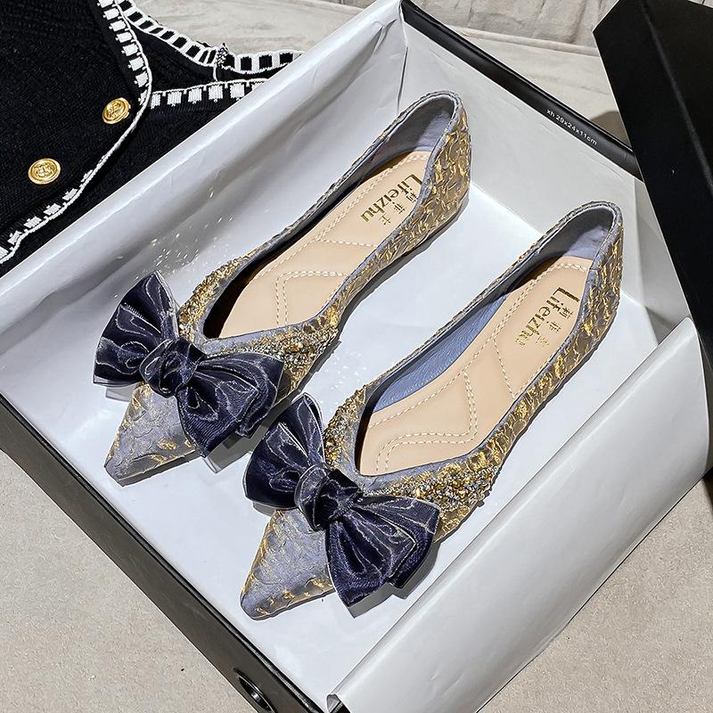 Spitze Ballerinas Damen neue Pailletten Einzelne Schuhe Schleife Flacher Ausschnitt Mützen Schuhe Frühling und Herbst Große Größe