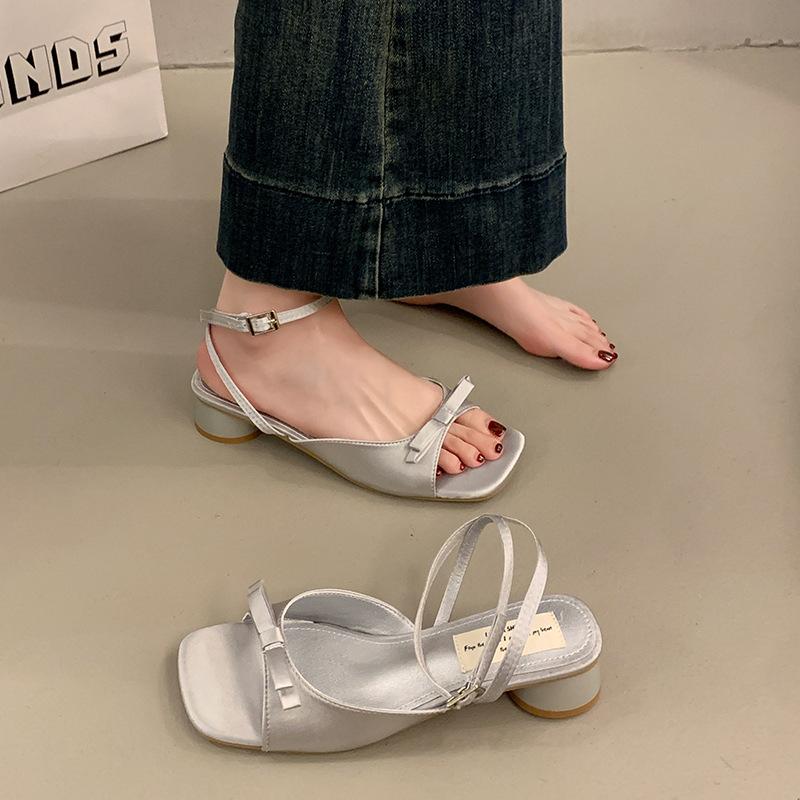 

Fashion Women High-heel Sandals Fashion Thick Heel Butterfly-knot Women Sandals 2025 Summer Ladies Outdoor Gladiator Sandalias De Mujer 39