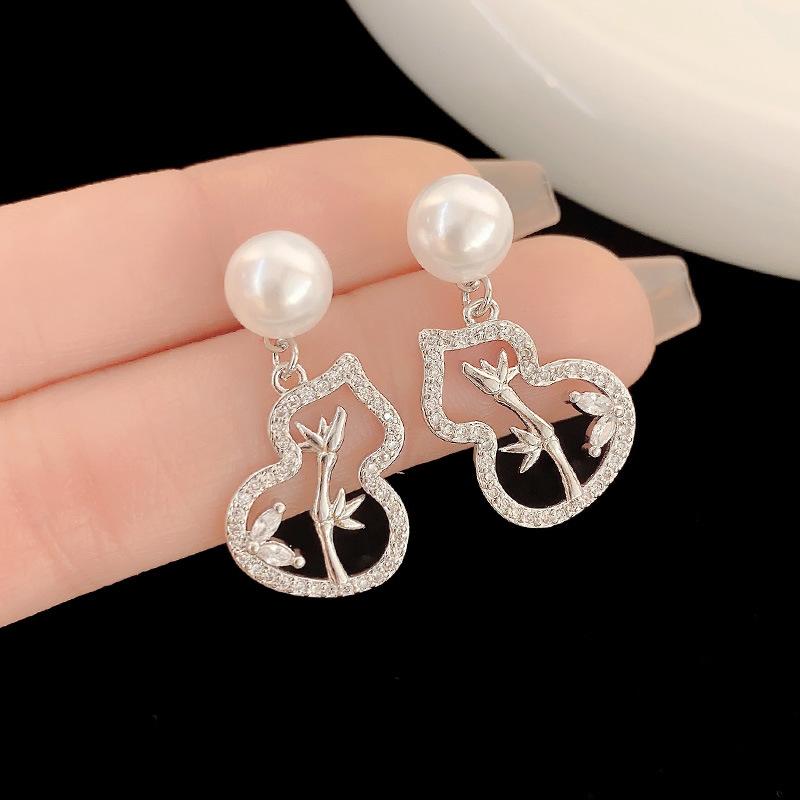 Silver Needle Full Diamond Bamboo Leaf Gourd Pearl Earrings Women s Delicate Micro-inlaid Zircon Versatile Earrings