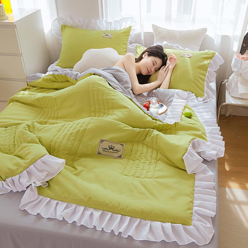 

1pc Quilt Comforter Summer Quilted Thin Quilt Soft Breathable Cool Blanket Machine Washable Student Adult Bed Cover 150x200cm 1pc quilt