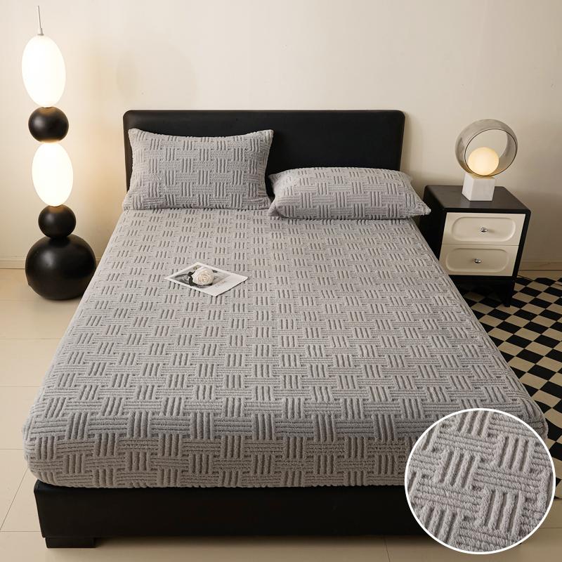 Jacquard Fitted Sheet Bedding Soft Warm Mattress Cover Thick Bed Cover Anti-mites Winter Non-slip Mattress Protective Cover 1pc