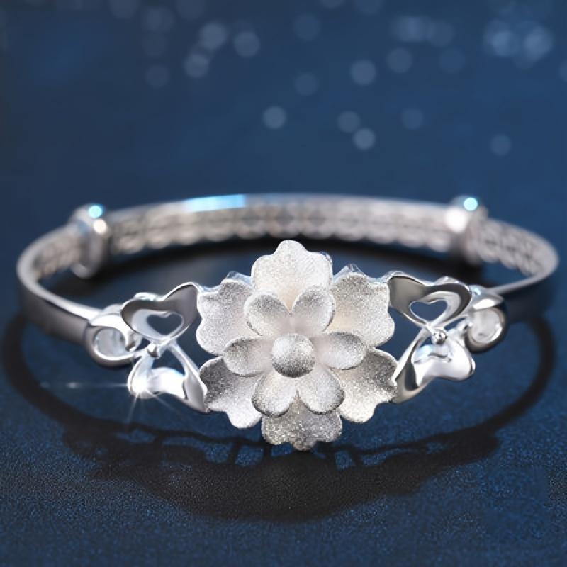 Elegantes florales Armband aus Sterlingsilber, verstellbar, modischer Vintage-Stil, geeignet für den täglichen Gebrauch und Partys