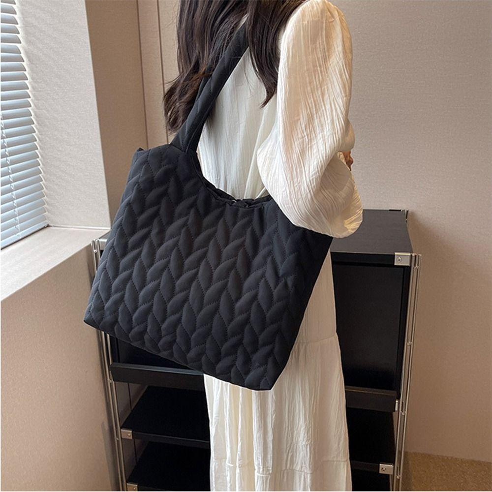 Měkká bavlnou polstrovaná prošívaná taška přes rameno Jednobarevná dámská podpažní taška Přenosné kabelky Víkend