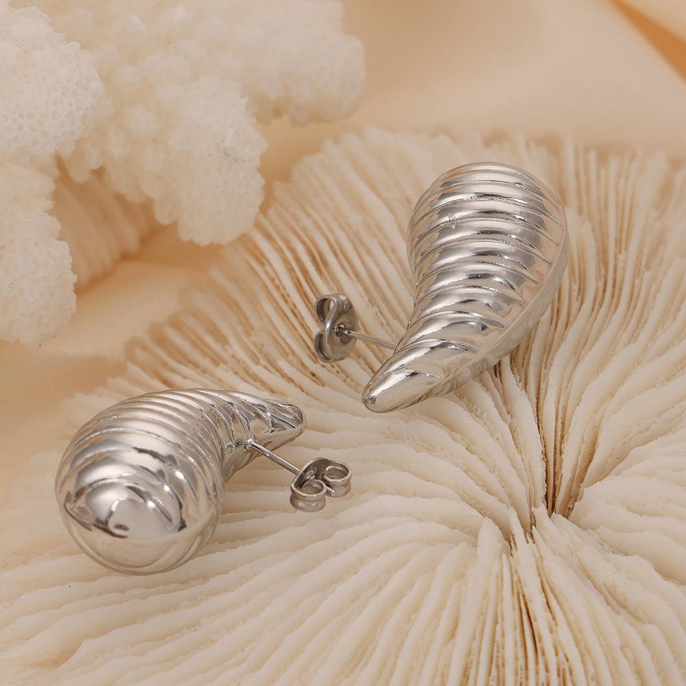 New Style Fashion Personalized Titanium Steel Gold-Plated Water Drop Texture Stud Earrings Simple Niche Earrings Jewelry Women