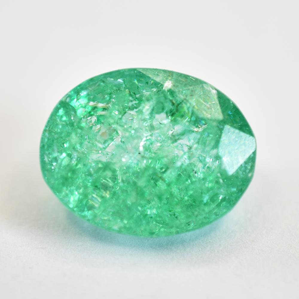 13 Ct Oval shape Natural Green Emerald Loose Gemstone For Housewarming