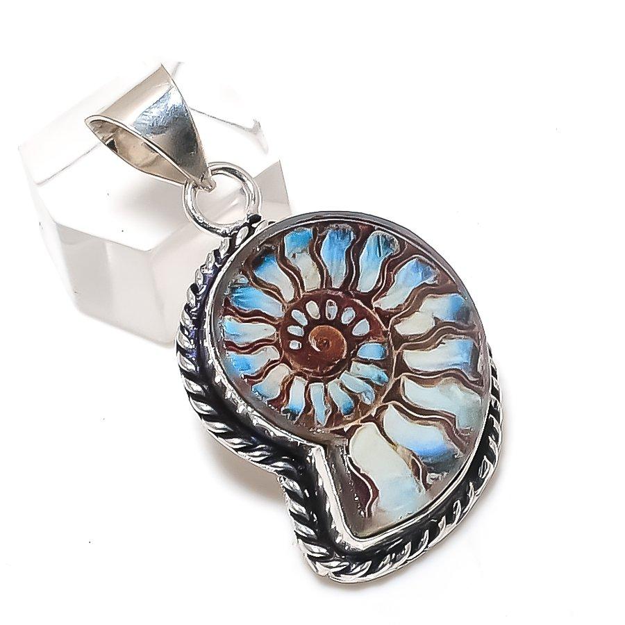 

Natural Ammonite Fossil Gemstone 925 Sterling Silver Jewelry Pendant 1.81 A4E08